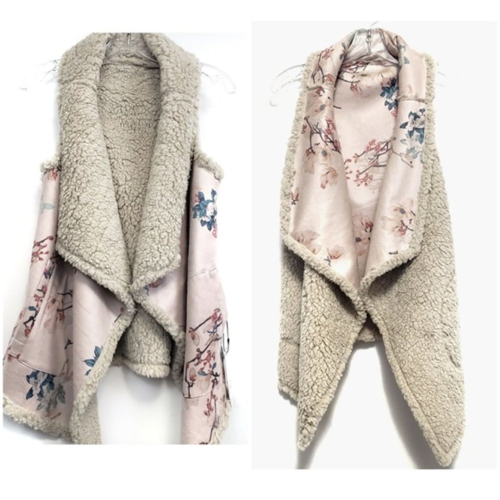 NEW BB DAKOTA Reversible Floral Sherpa Vest Med*